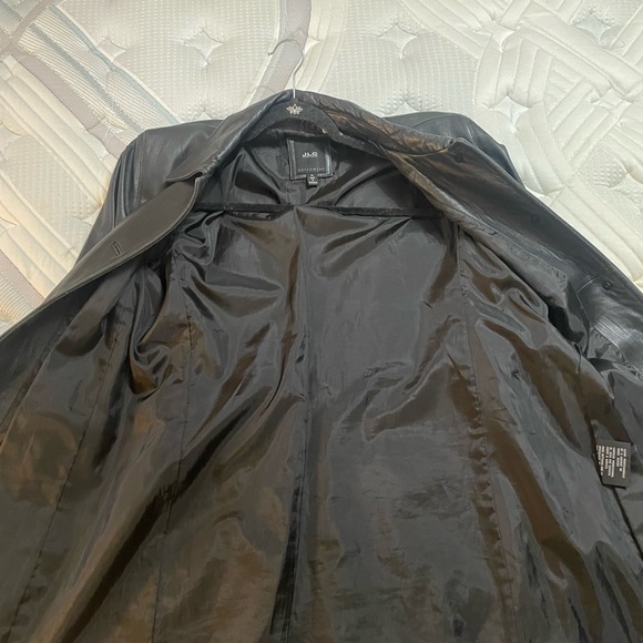 JLC Vintage Women's Black Leather Coat - Picture 2 of 6